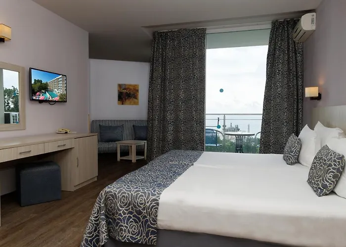 Slavey Hotel Goudstrand