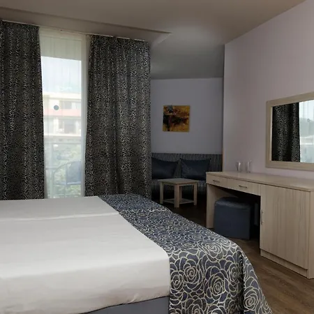 Slavey Hotel