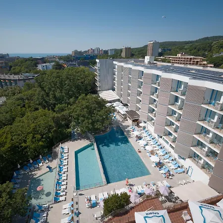 Slavey - 4* Golden Sands