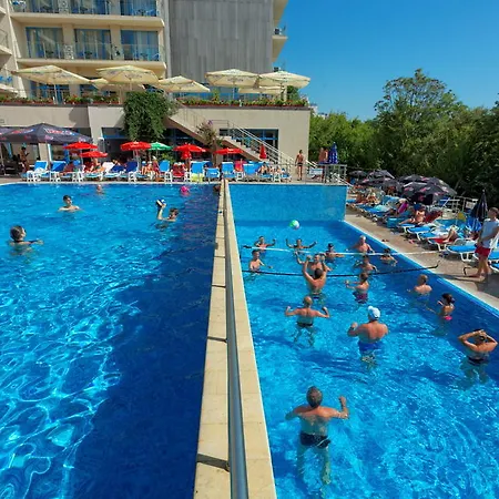 Отель Slavey 4*
